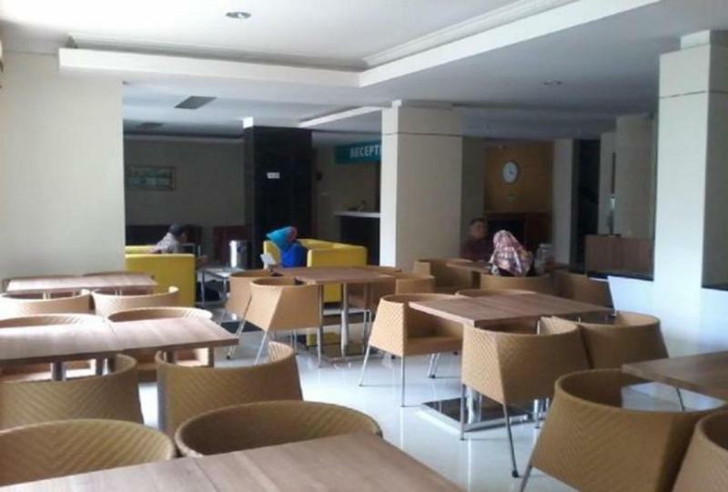 Reddoorz @ Hotel Arimbi Dewi Sartika Baru Bandung Eksteriør billede